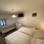 Mali Raj Apartament Dolenci