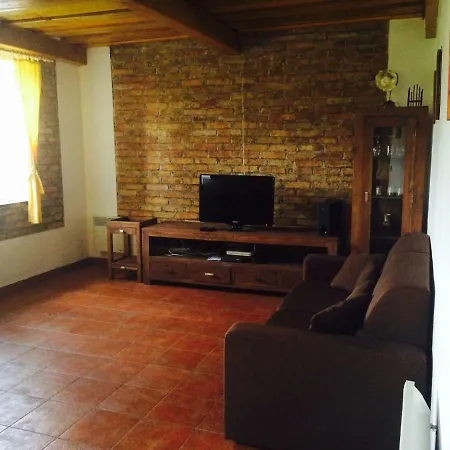 Mali Raj Apartament *